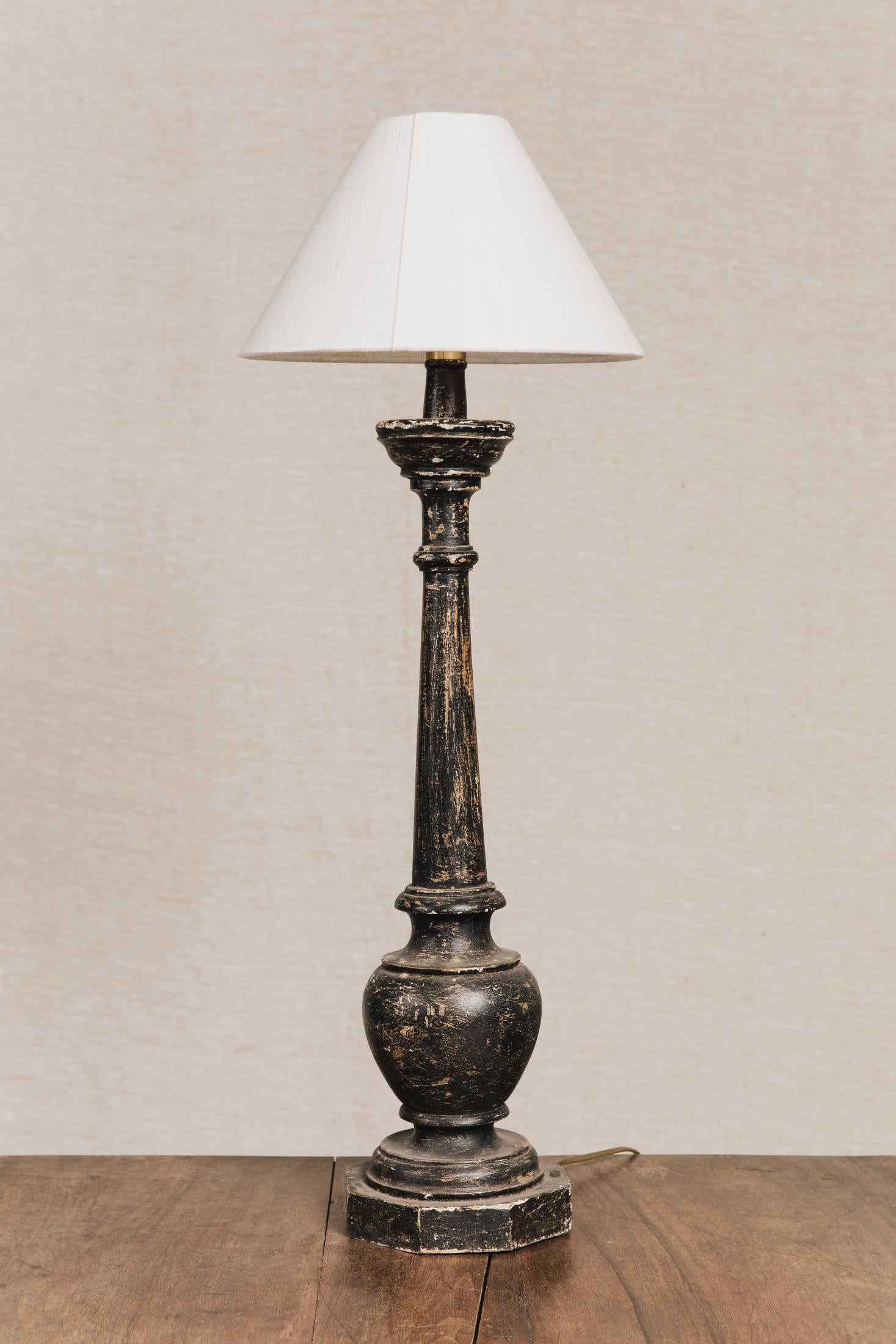 Lampada da tavolo nera ILL0769 1 Raw 